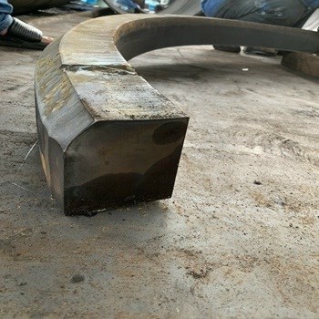 Uốn thép tấm kích thước siêu dày 20mm-80mm thành ống đường kính1m-2.5m